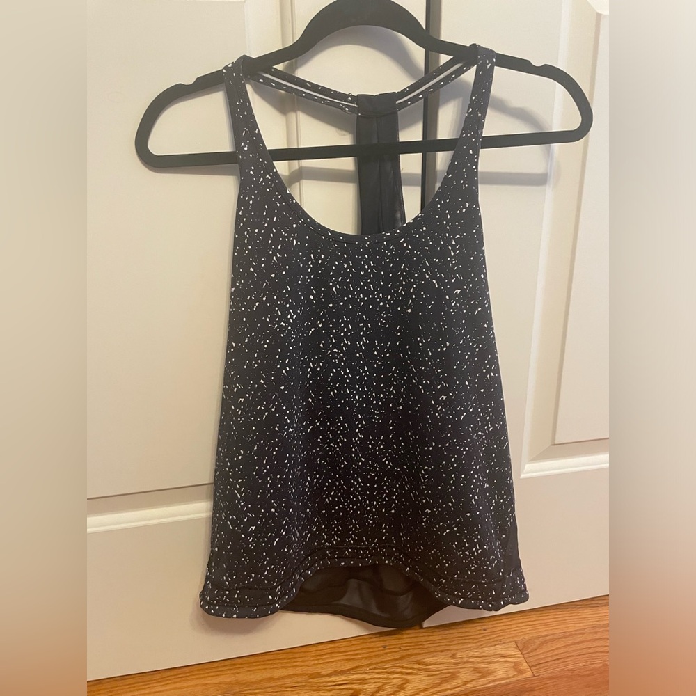 Lululemon black tank top size medium